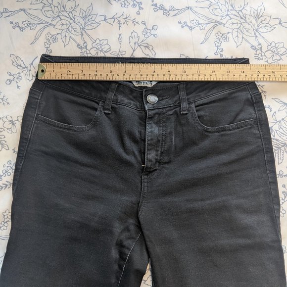 American Eagle Hi-Rise Jeggings - Picture 2 of 8